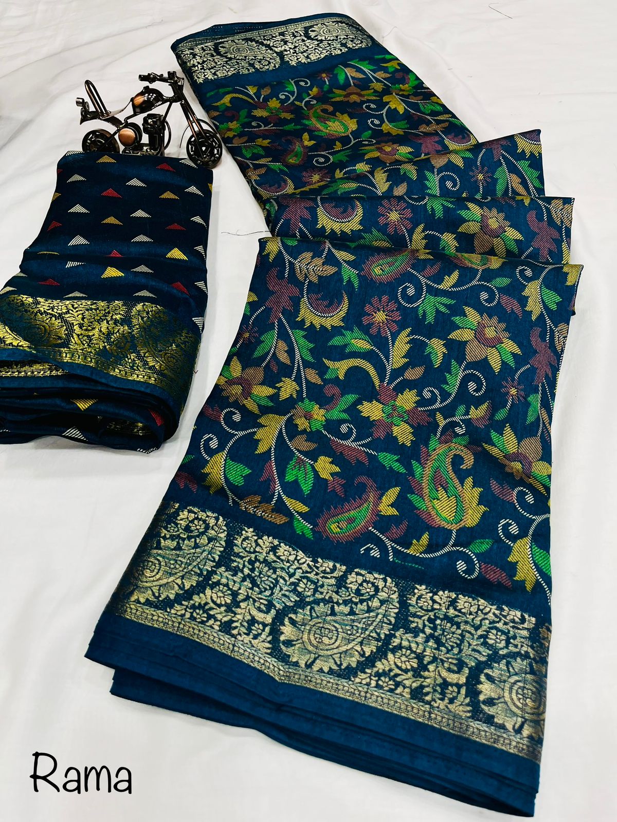 Wow Designer Flower Printed Non Catalog Sarees